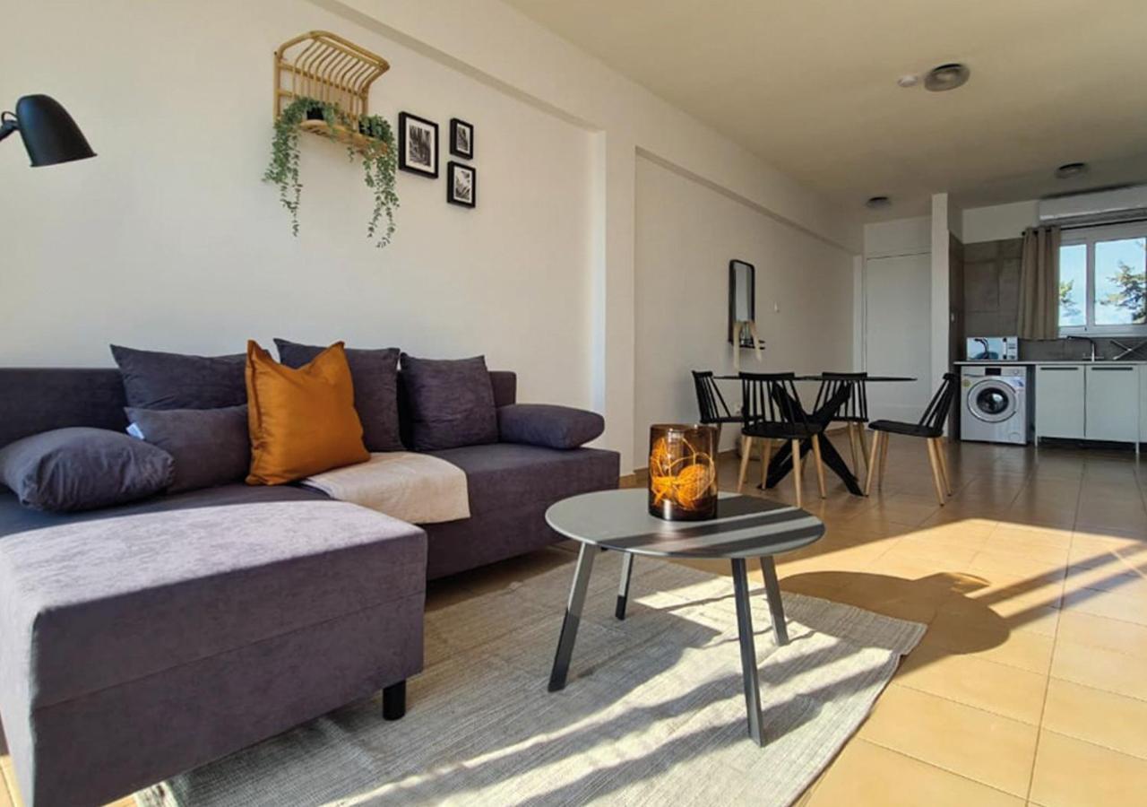 파포스 Phaedrus Living: Seaview Luxury Flat Paphinia 204 아파트 외부 사진