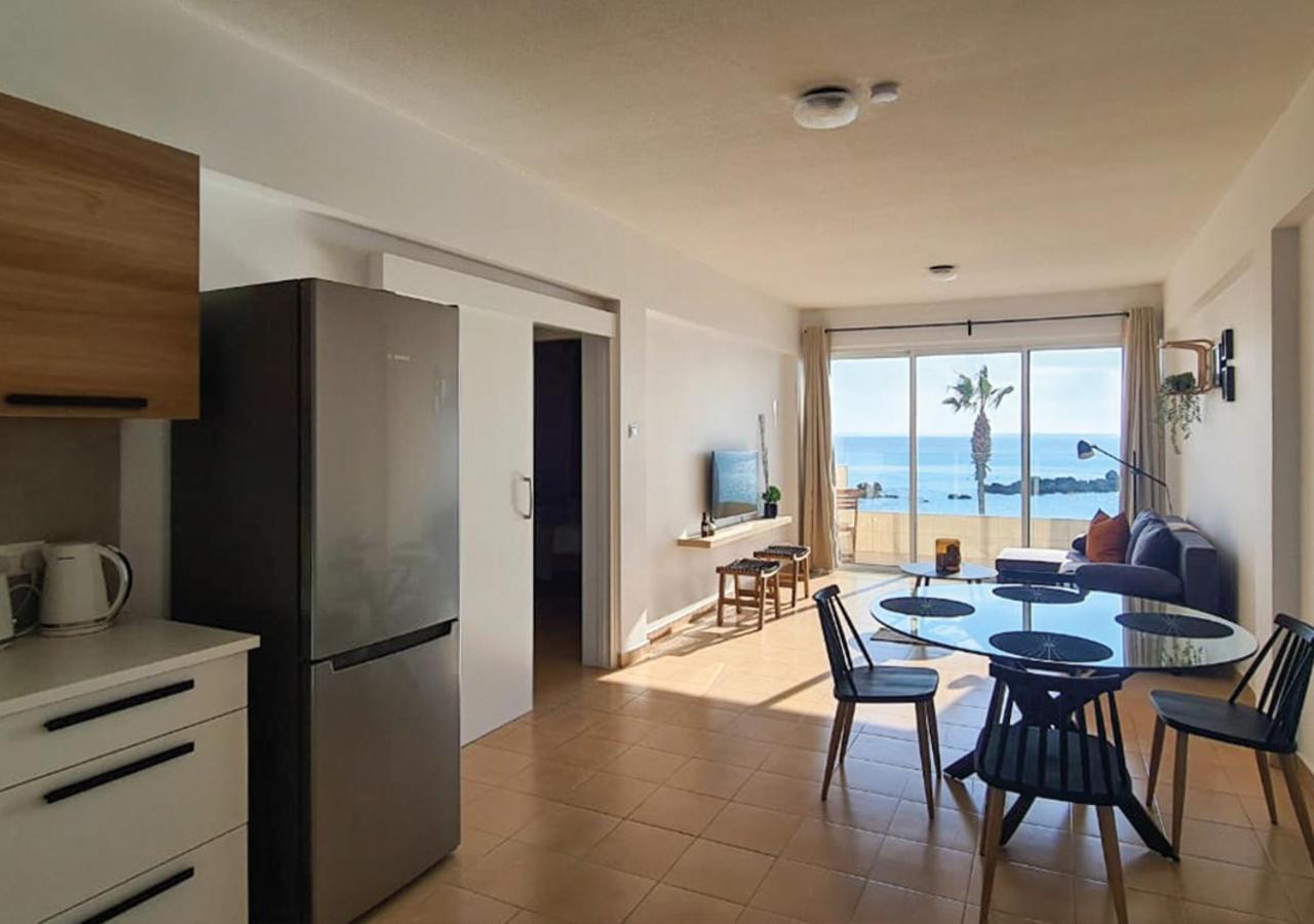 파포스 Phaedrus Living: Seaview Luxury Flat Paphinia 204 아파트 외부 사진
